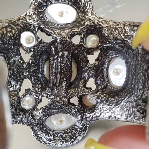 Chunky and bold statement bracelet - Picture 6 of 6